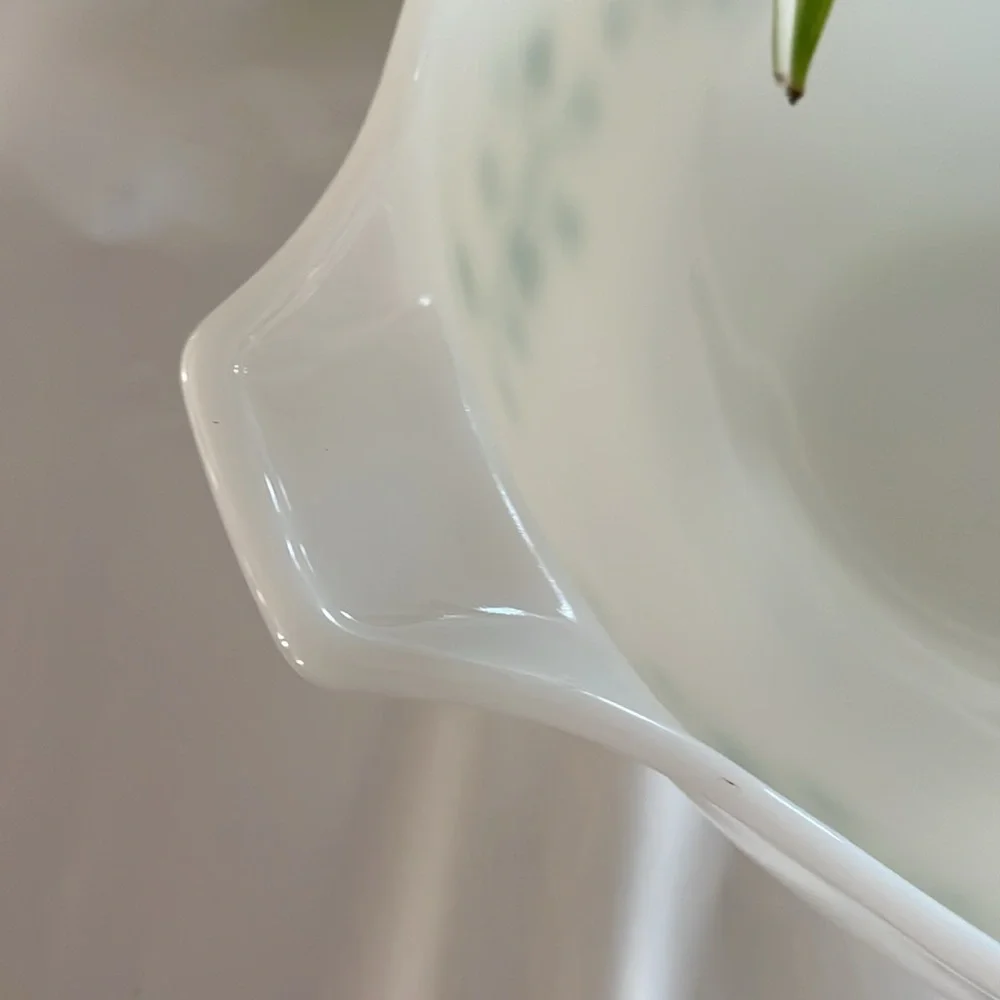 Vintage 1964 Pyrex promotional Cinderella chip-and-dip set green ivy